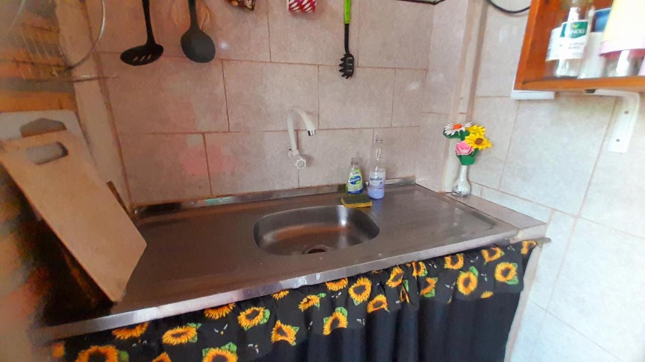 Hostel Loli Пуэрто-Игуасу Экстерьер фото