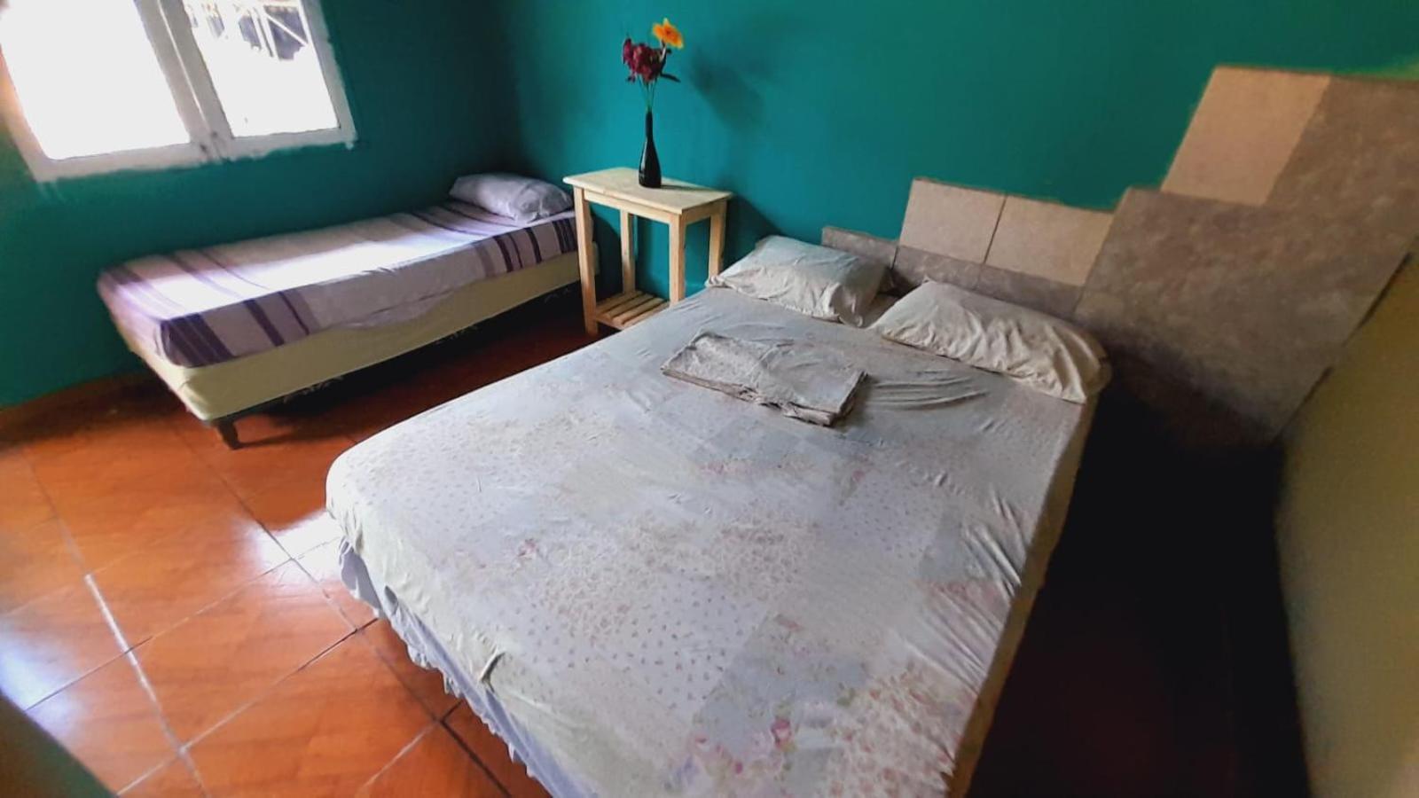Hostel Loli Пуэрто-Игуасу Экстерьер фото