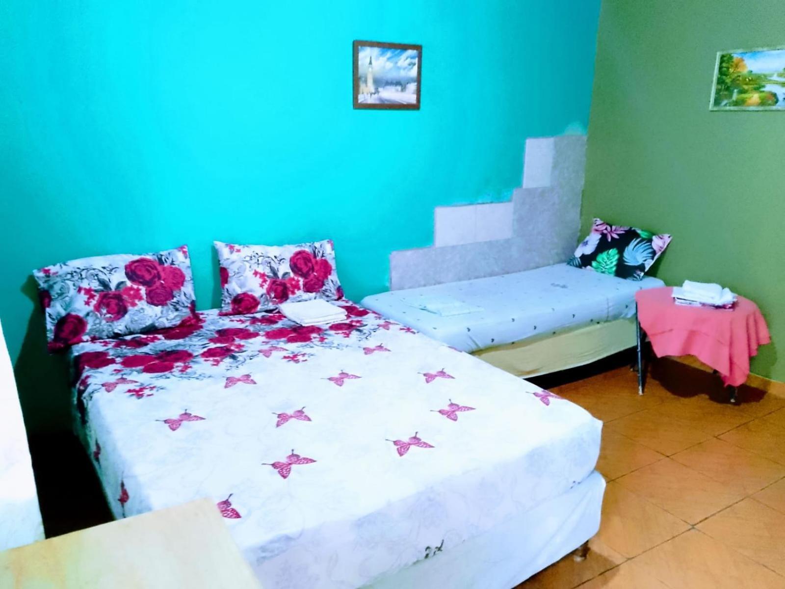 Hostel Loli Пуэрто-Игуасу Экстерьер фото